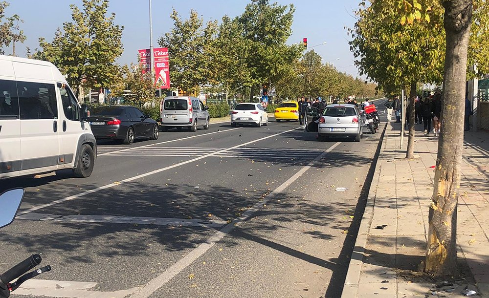 Hastane Önünde Kaza Motosiklet Sürücüsü Hayatını Kaybetti