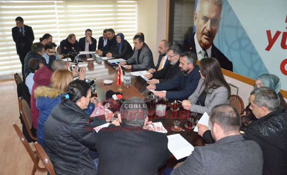 Ak Parti Ergene İlçe Başkanı Mustafa Çalım;