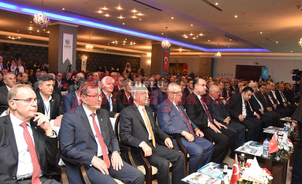 Kılıçdaroğlu Çorlu'da Muhtarlar Çalıştayına Katıldı