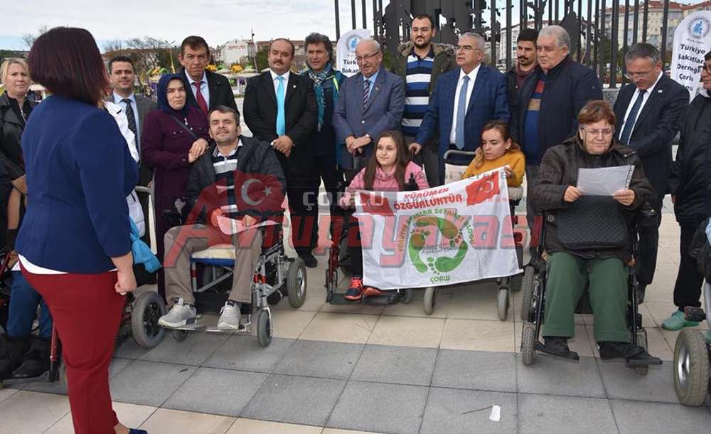 Başkan Albayrak Çorlu'da 3 Aralık Dünya Engelliler Günü Etkinliğine Katıldı