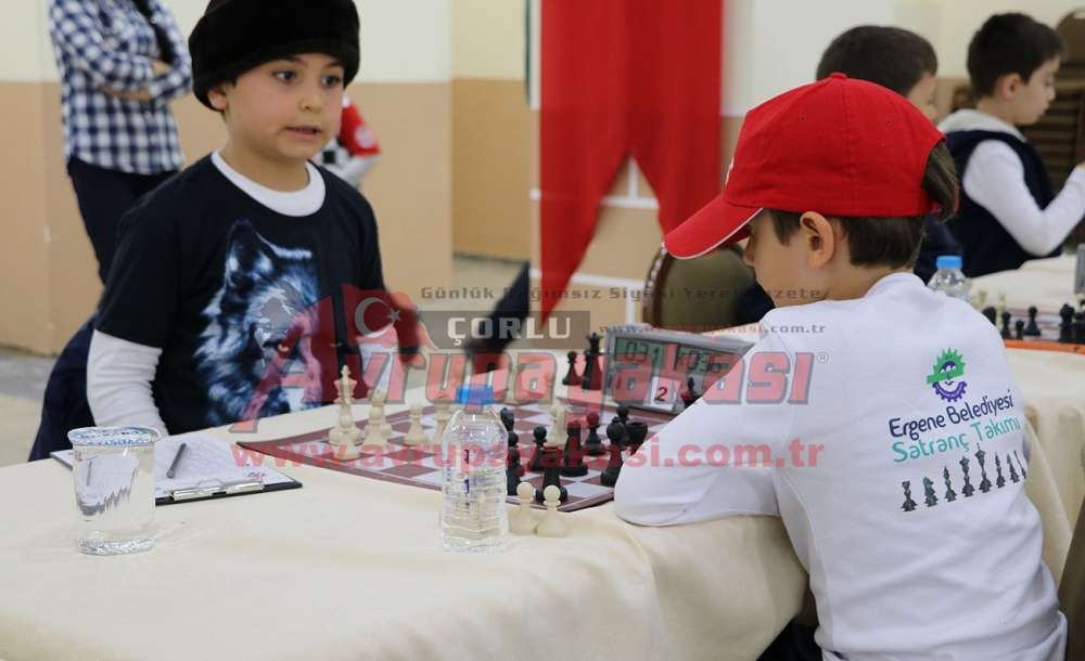 Ergene'de Satranç Turnuvası