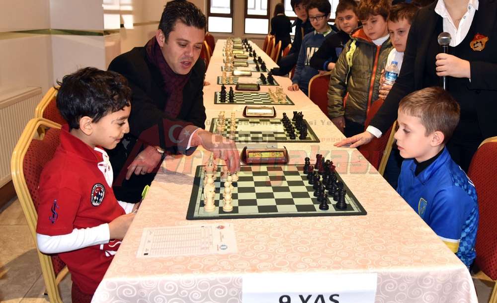 Satranç Turnuvası Çorlu'da Düzenlendi