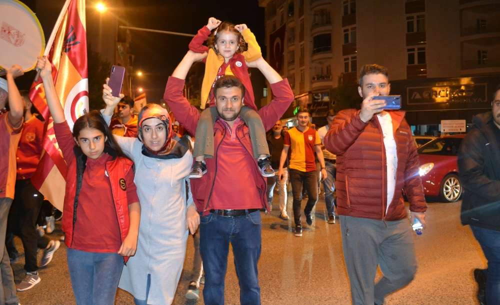 Çorluda Galatasaray'ın Şampiyonluğu Kutlandı 