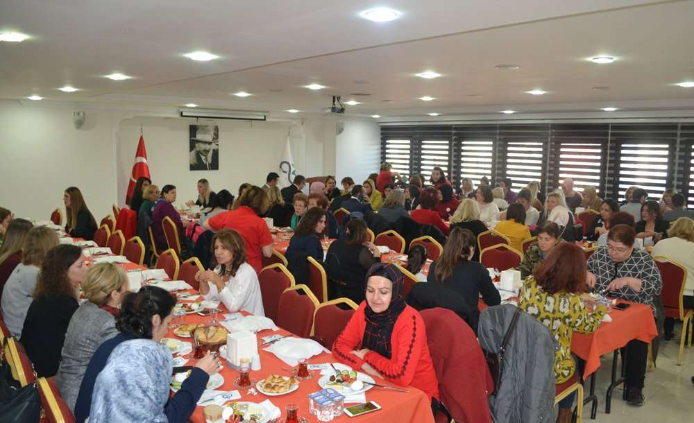 Kent Konseyi Kadın Meclisi Kahvaltı Düzenledi 