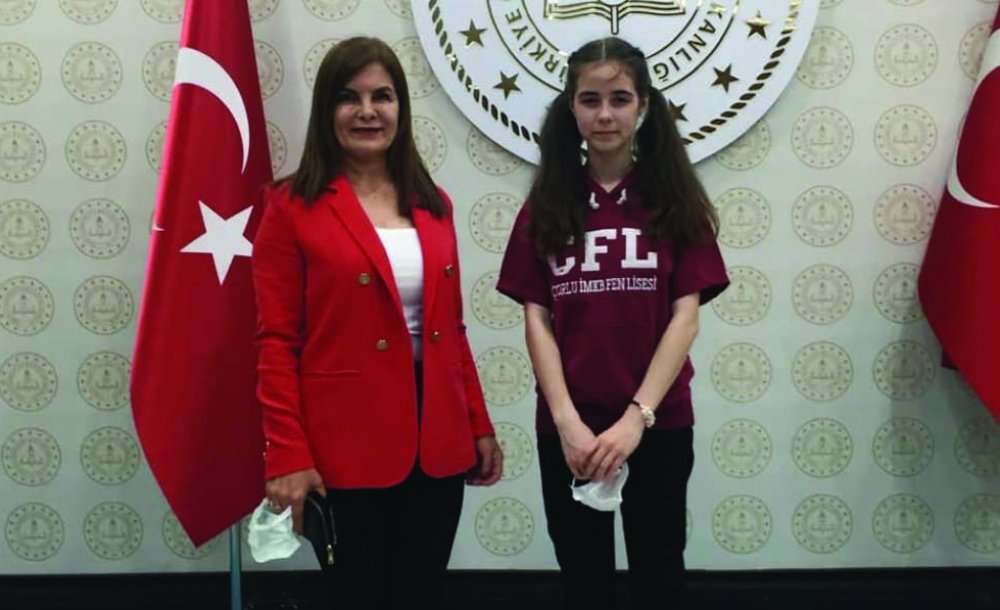 Çorlu İmkb Fen Lisesi Öğrencisi Kübra Çakıcı Türkiye Üçüncüsü Oldu 
