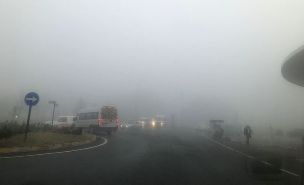 Yoğun Sis Etkisini Sürdürüyor 