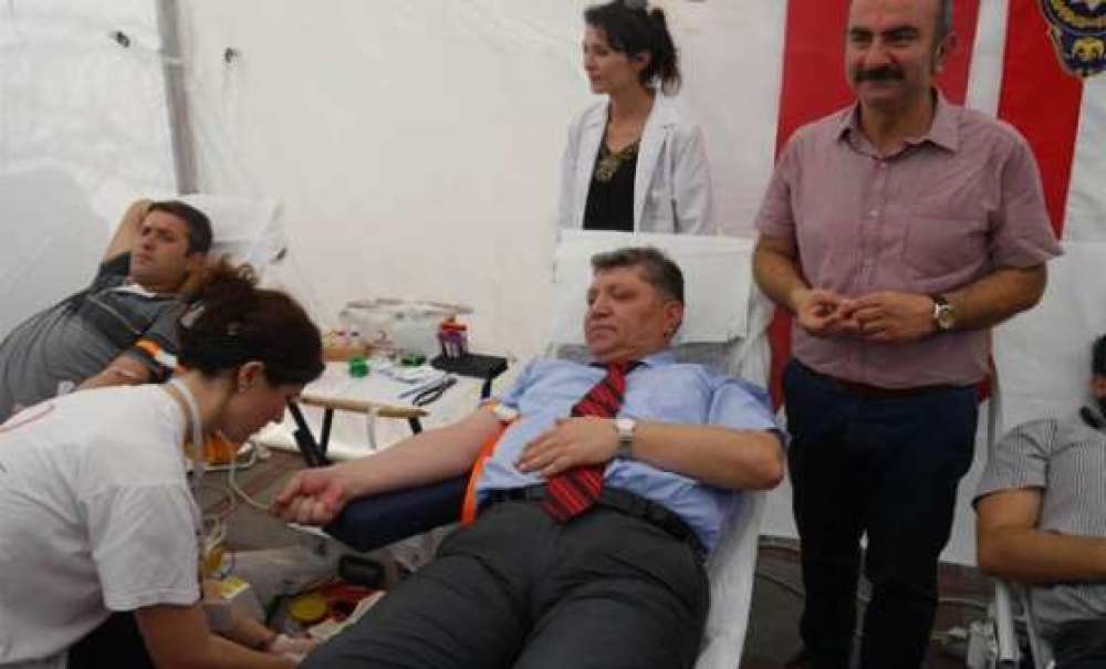 Edirne'de ‘Kan Verin Hayat Kurtarın' Kampanyası Başlatıldı