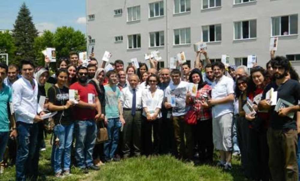 Kırklareli Üniversitesi Öğrencileri Kitap Okudu