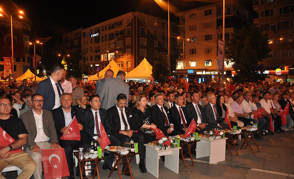 15 Temmuz'da Birlik Beraberlik Vurgusu 