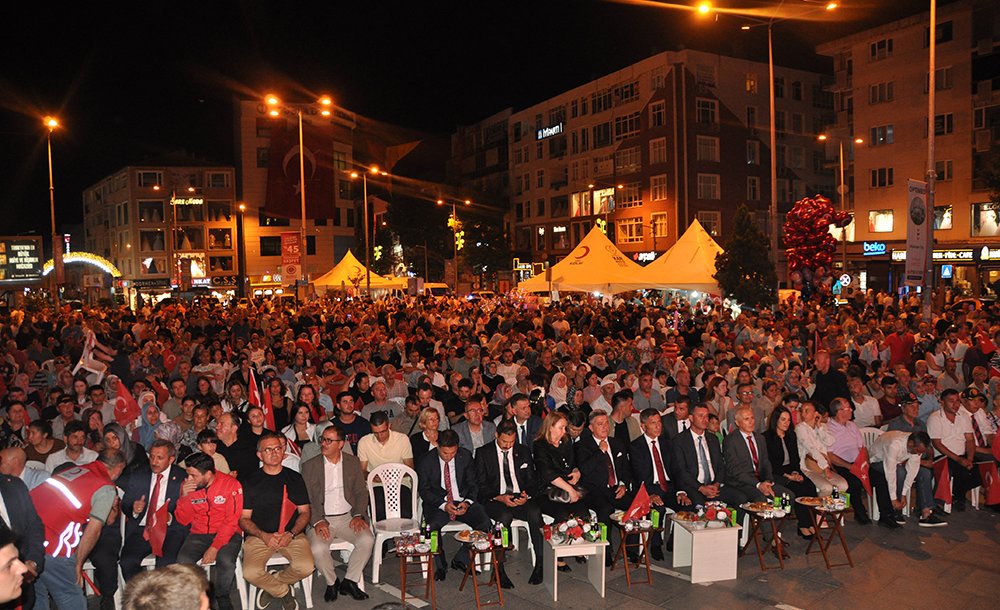 15 Temmuz'da Birlik Beraberlik Vurgusu 
