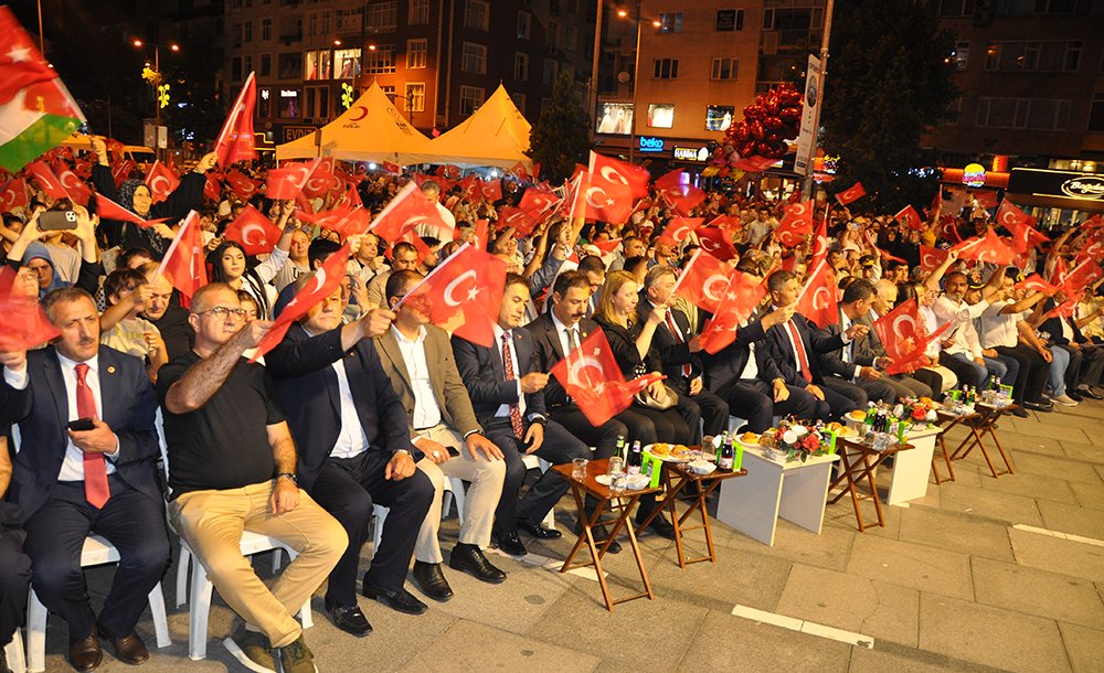 15 Temmuz'da Birlik Beraberlik Vurgusu 