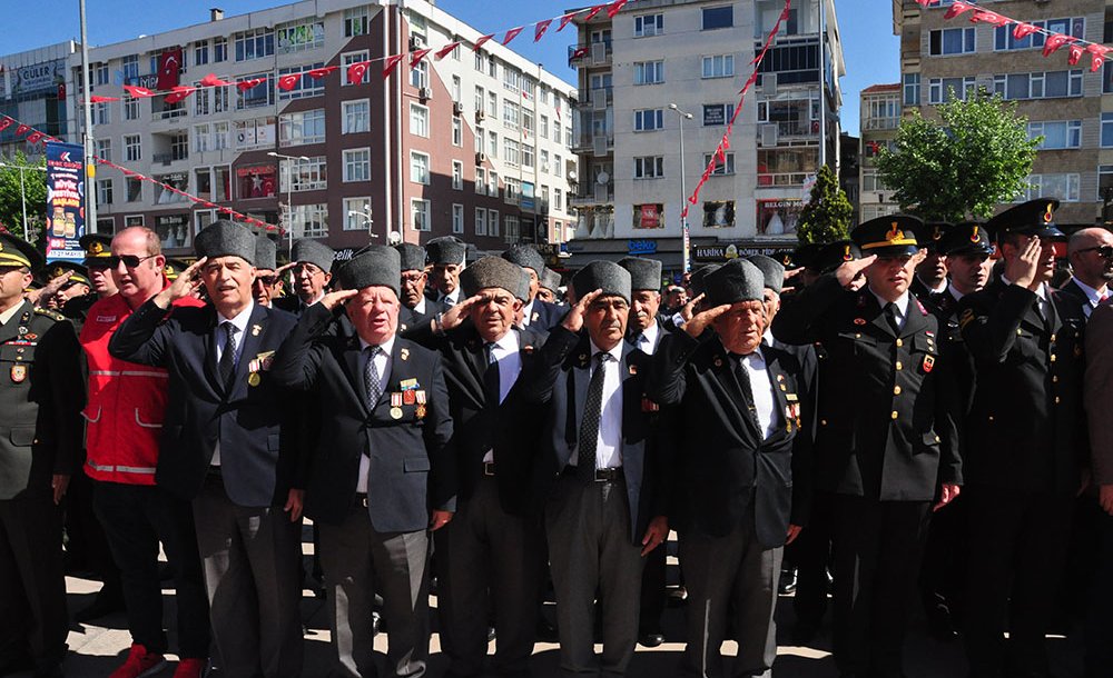 19 Mayıs Coşkuyla Kutlandı 