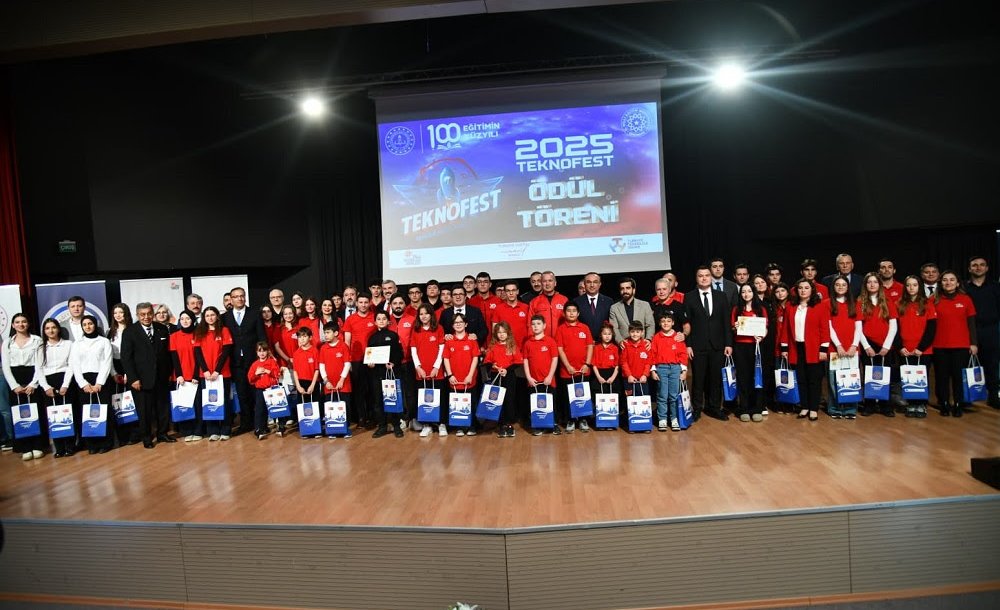 2025 Teknofest Finalistlerine Çerkezköy'de Ödül Töreni