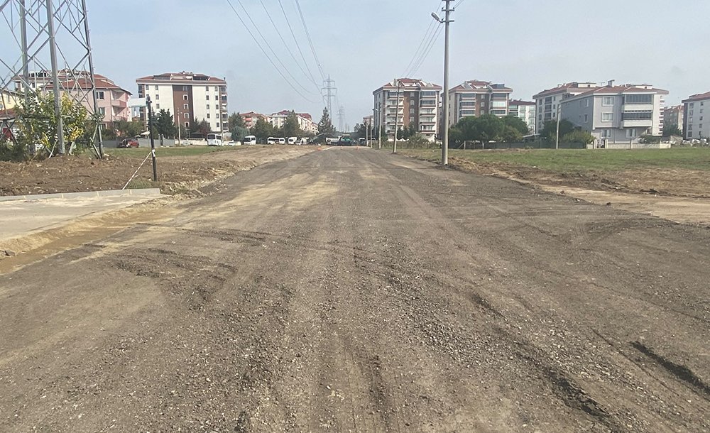 23 Nisan Bulvarı Asfaltlanıyor 