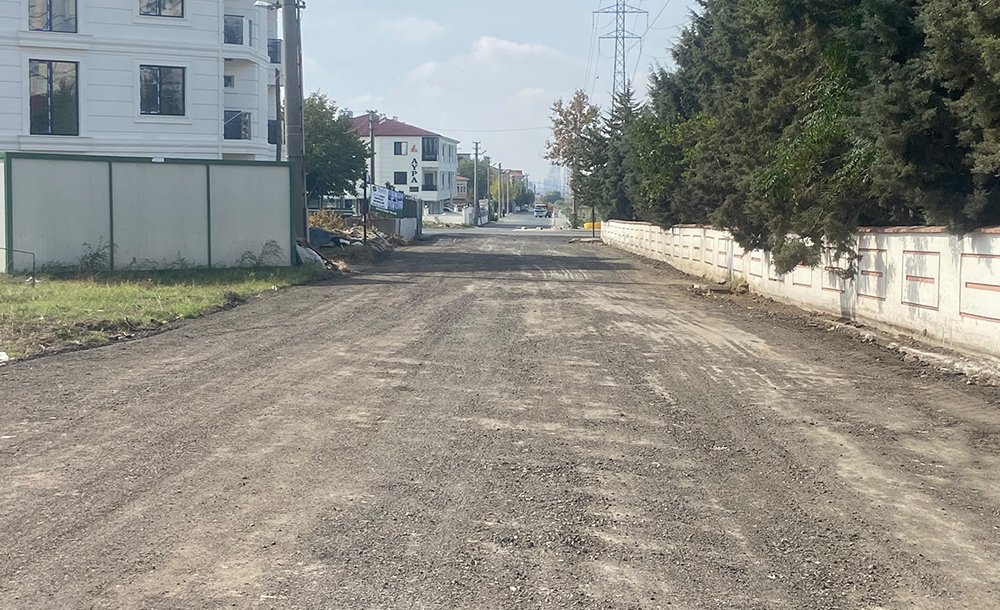 23 Nisan Bulvarı Asfaltlanıyor 