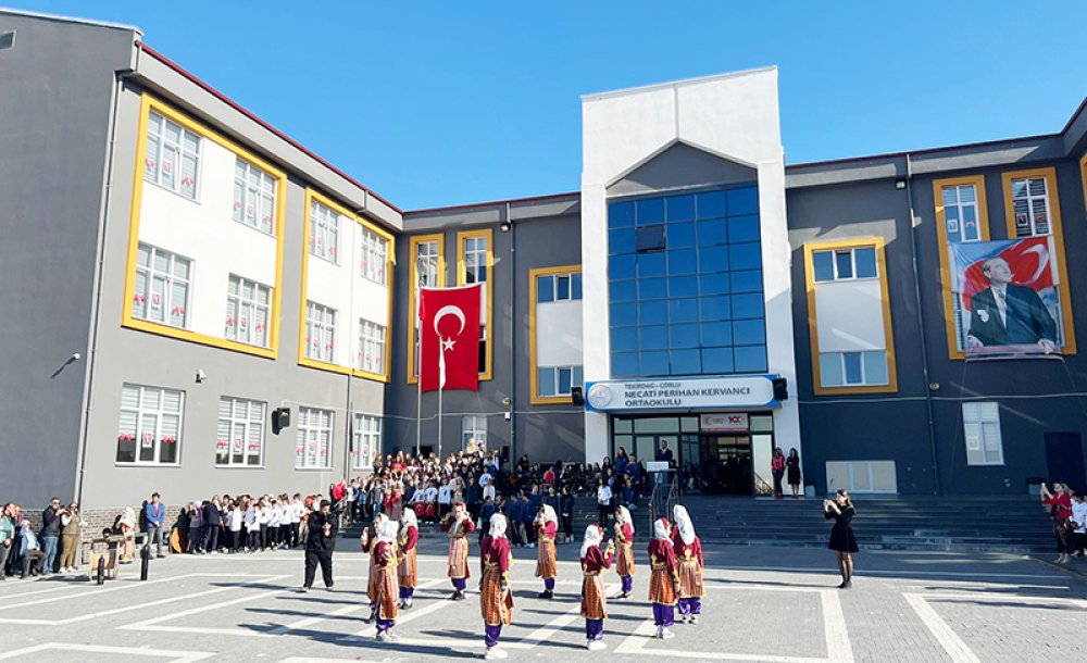 29 Ekim Coşkusu Necati Perihan Kervancı Ortaokulu'nda Yaşandı