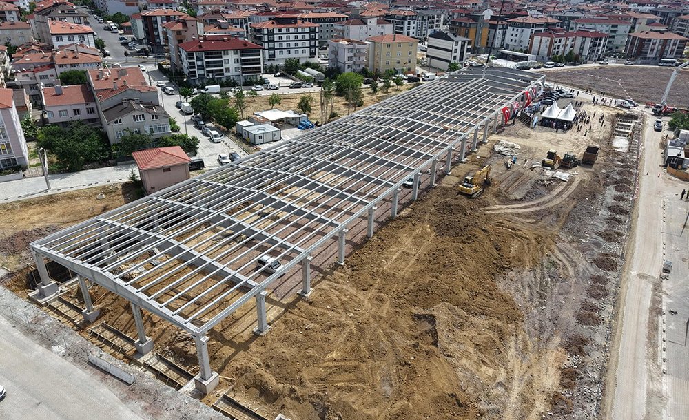 3. Kapali Pazar Yeri̇ni̇n Temeli̇ Atildi 