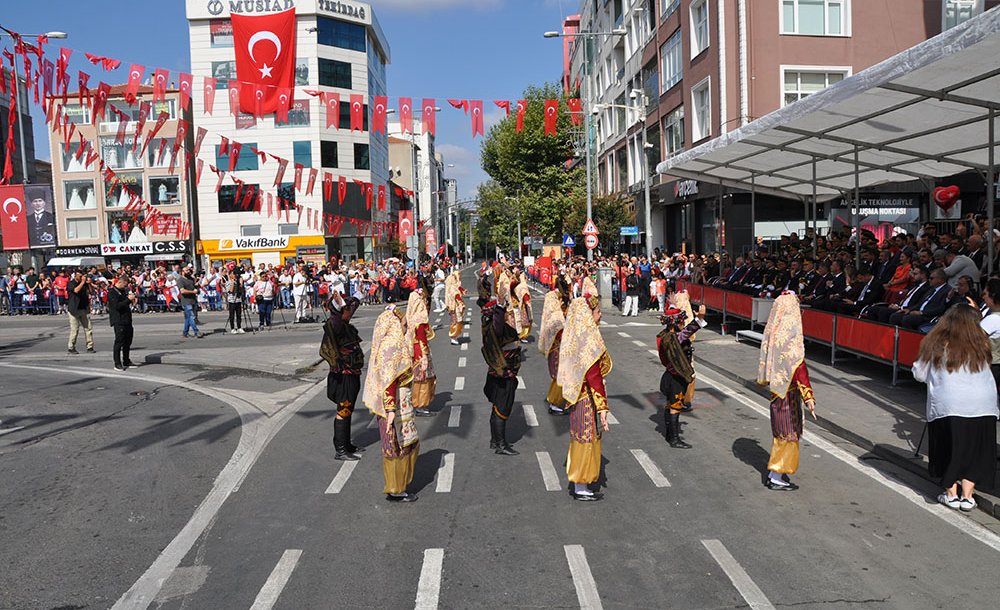 30 Ağustos Coşkuyla Kutlandi