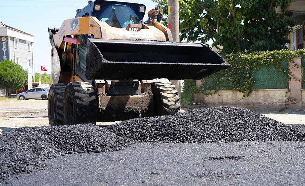 5 Mahallede Yol Çalışması Yapılıyor 