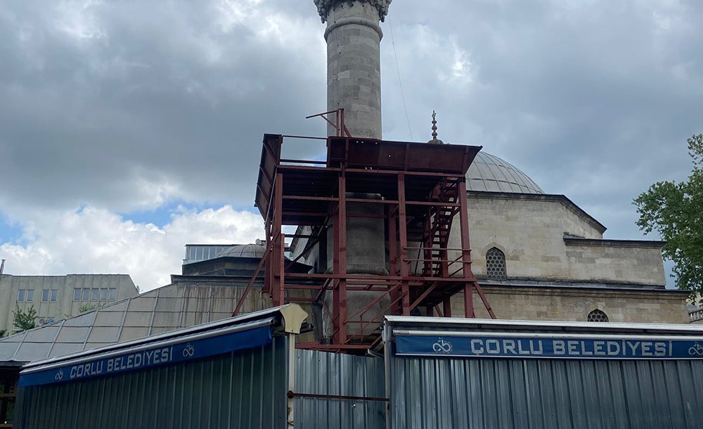 500 Yıllık Cami Restorasyon Bekliyor