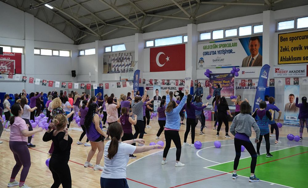 8 Mart Coşkusu Zumba Ile Taçlandı