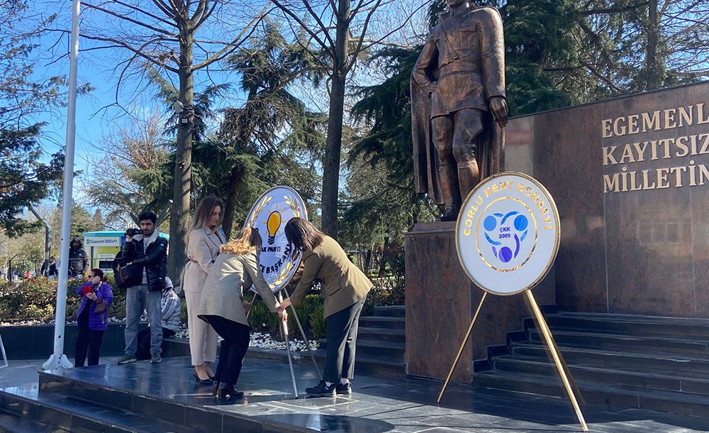 8 Mart Dünya Kadınlar Günü Kutlandı 