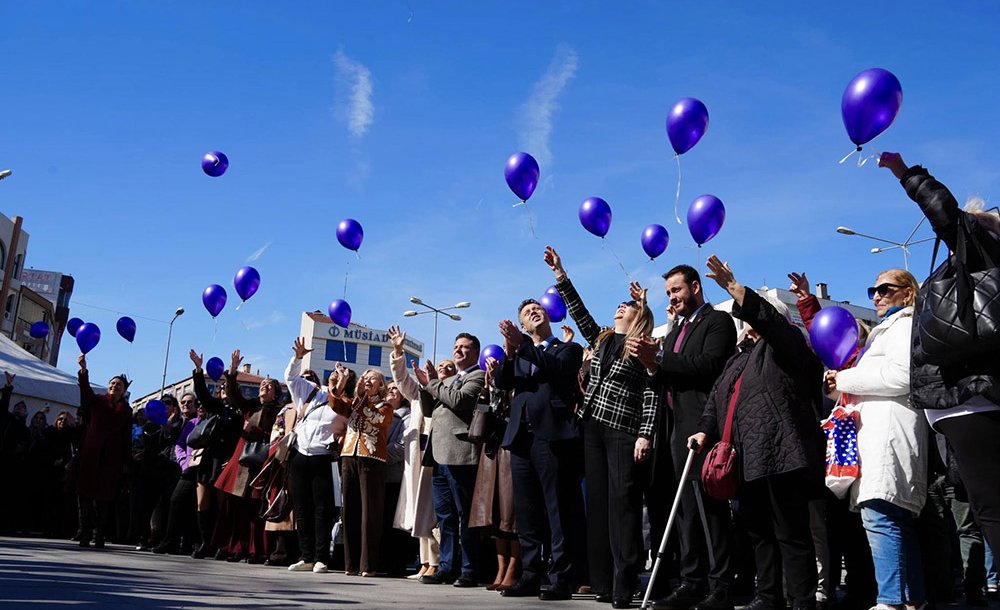8 Mart Dünya Kadınlar Günü Kutlandı 