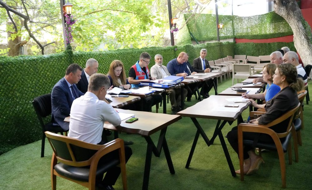 Adalet Apartmanı Sakinleri İçin Bir Araya Geldiler 