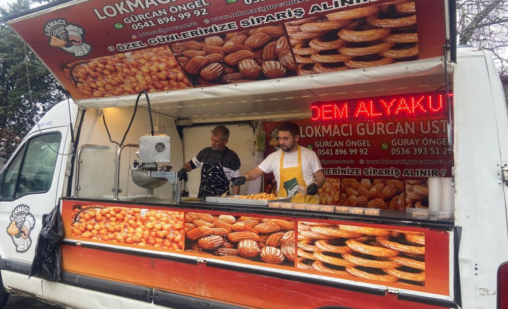 Adem Alyakut İçin Lokma Dağıtıldı 