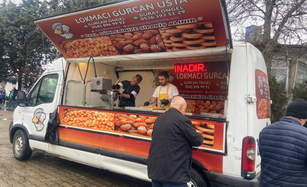 Adem Alyakut İçin Lokma Dağıtıldı 