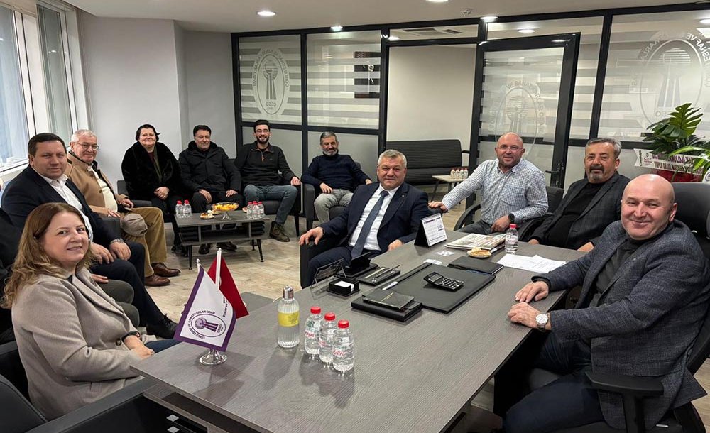 Ak Parti Kurum Ziyaretlerini Sürdürüyor 