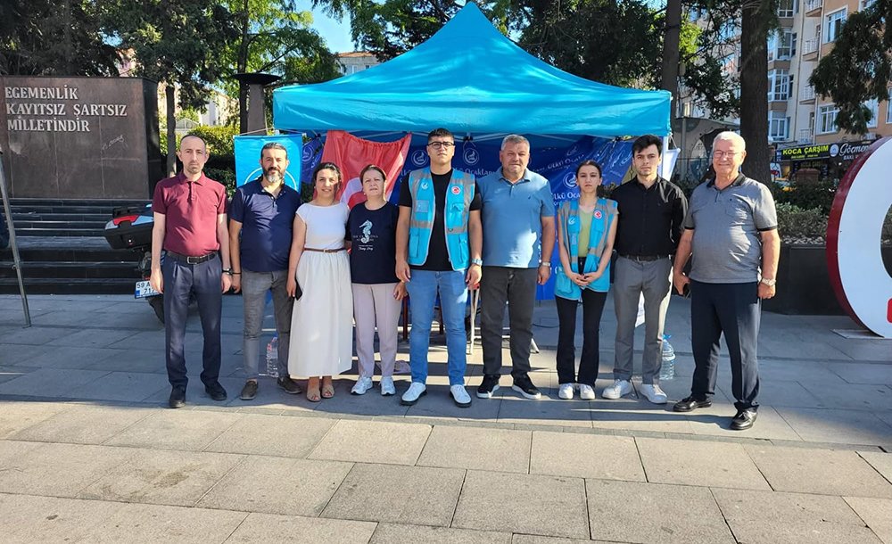 Ak Parti̇ Stand Çalişmalarina Hiz Verdi̇ 