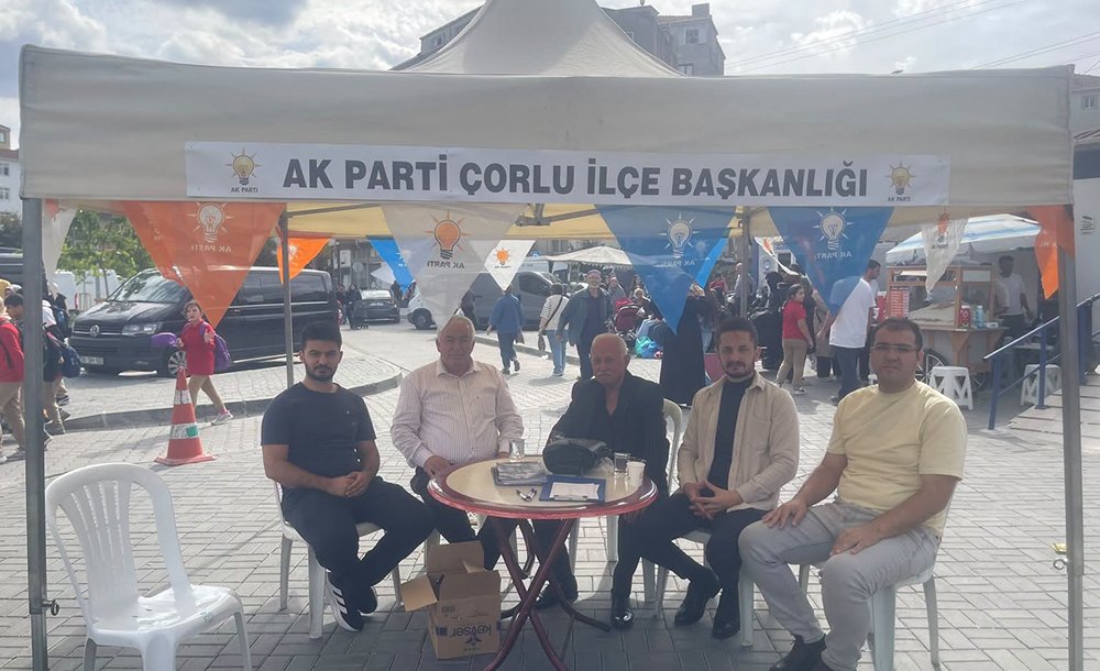 Ak Parti Stant Açmaya Devam Ediyor 