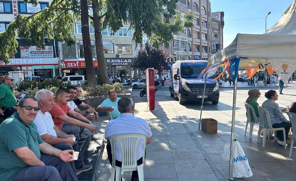 Ak Parti Stant Açtı 
