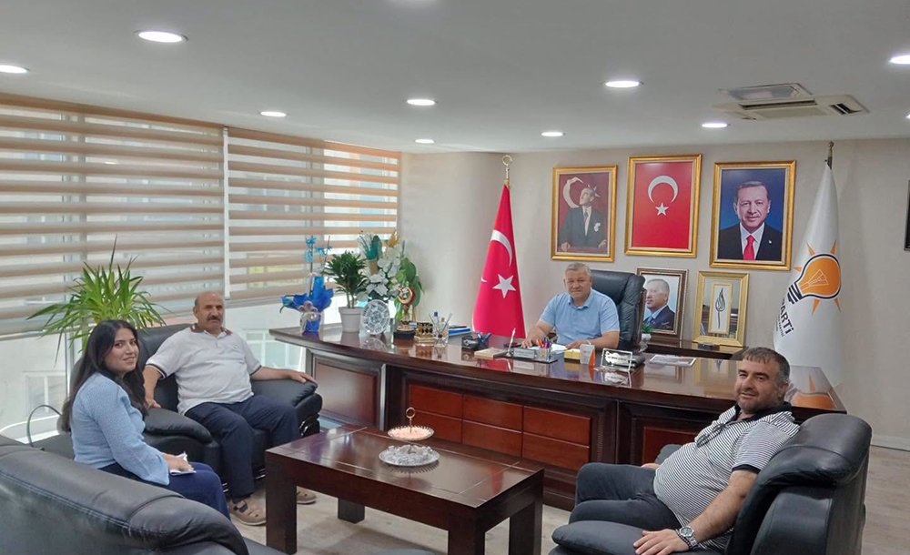 Ak Parti Vatandaşların Talep Ve Sorunlarını Dinliyor 