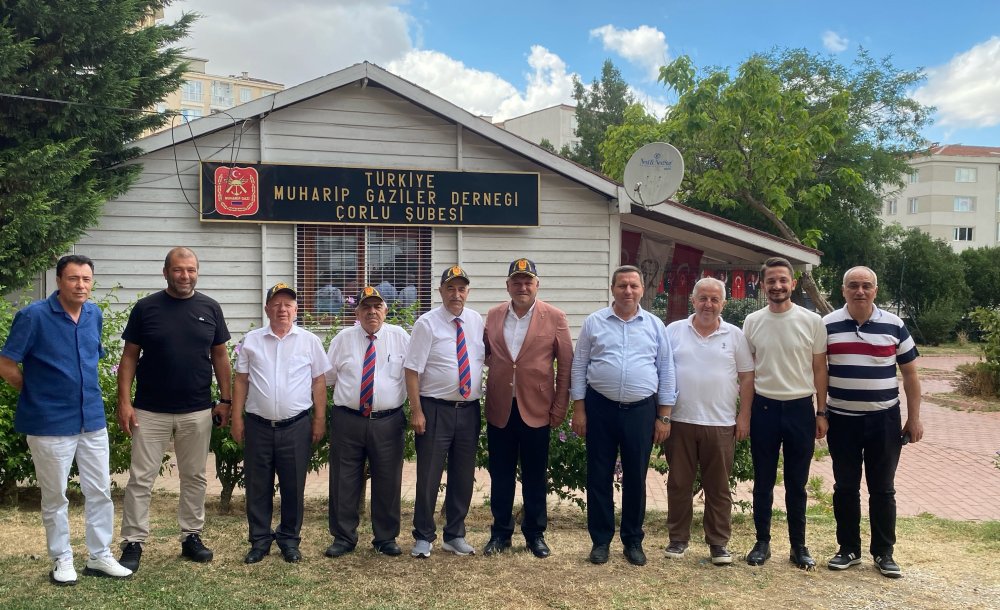 Ak Parti'den Gaziler Derneği'ne Ziyaret