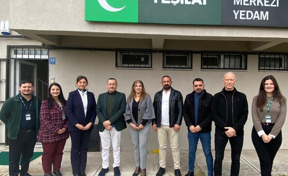 Anahtar Parti'den Yeşilay'a Ziyaret 