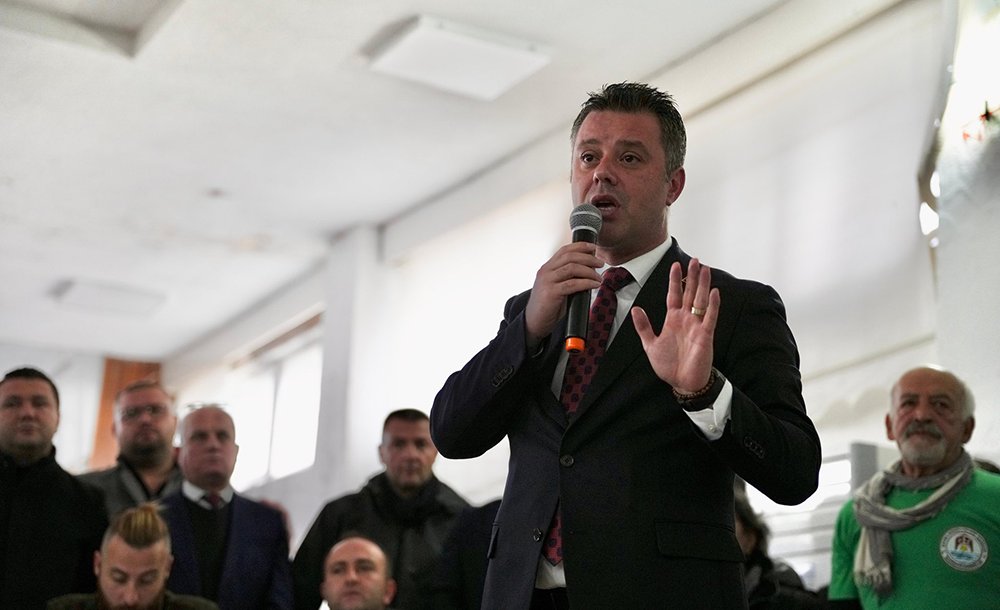 Angus Çi̇ftli̇ği̇ne ‘Hayir' Deni̇ldi̇ 