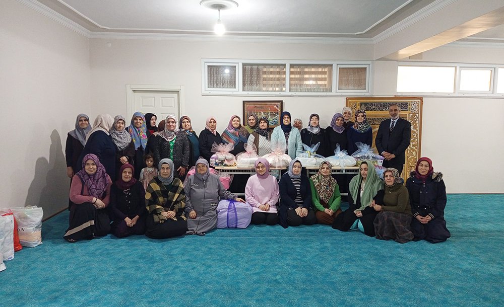 Anneler Ve Gelin Adayları İçin Bohça Hazırlandı 