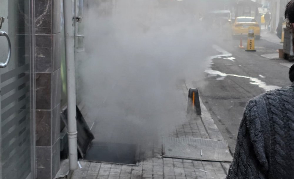 Apartmanın Bodrum Katında Korkutan Yangın