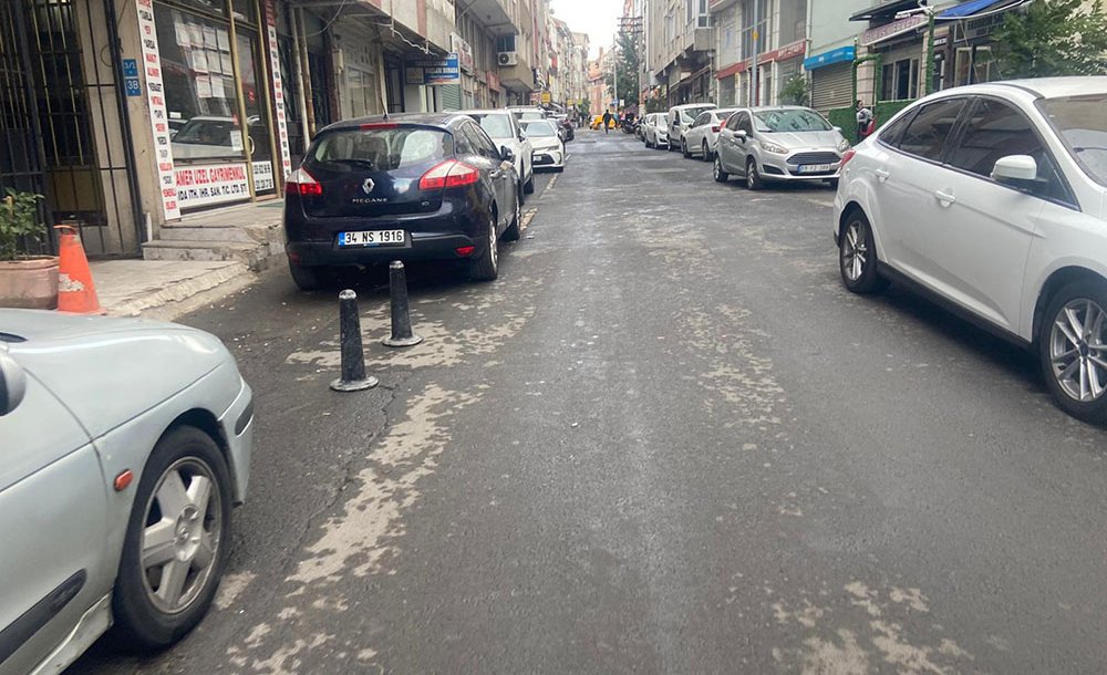 Arka Sokaklarda Kaldırım Çilesi 