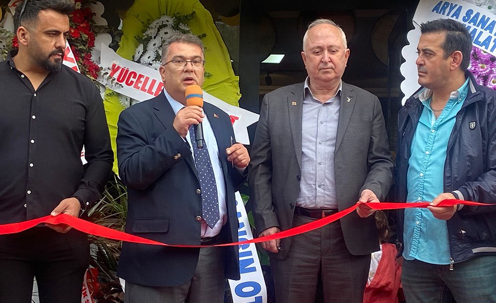 Arya Sanat Akademisi Açıldı 