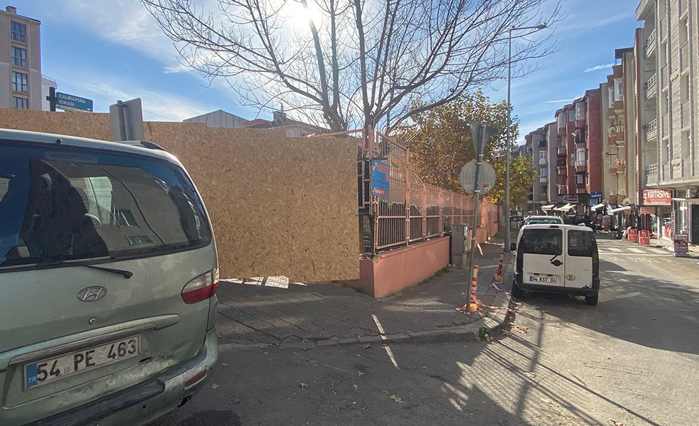 Atatürk İlkokulunda Çalışmalar Devam Ediyor 