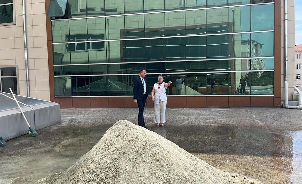 Avukatlar İçin Baro Teras Kafe Yapılıyor 