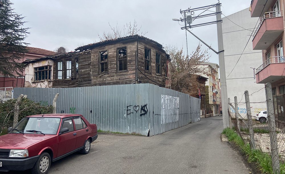 Balkan Evi Günden Güne Çöküyor!