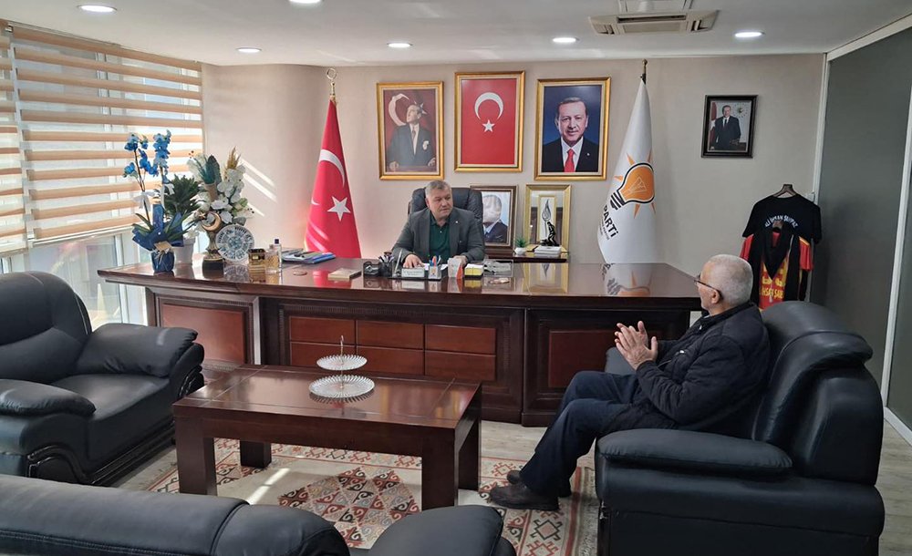 Başkan Şahpaz Vatandaşın Derdini Dinledi 