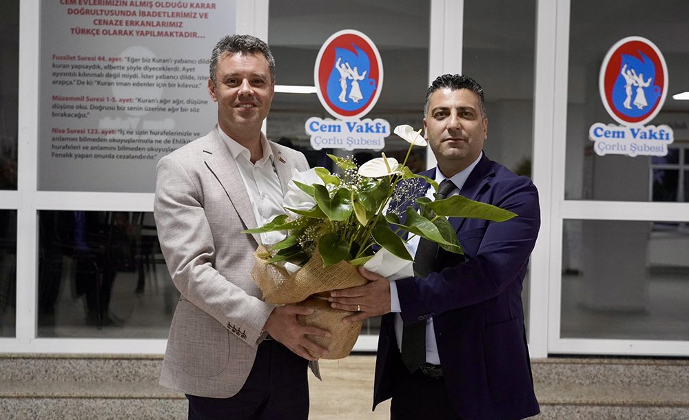 Başkan Sarıkurt Cem Evini Ziyaret Etti 
