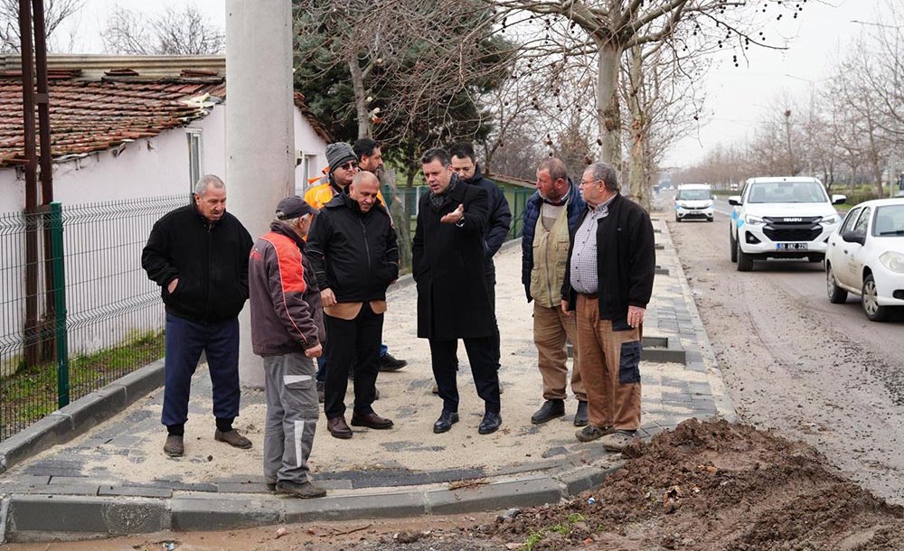 Başkan Sarıkurt Ve Büyükşehir Ekipleri Sahada