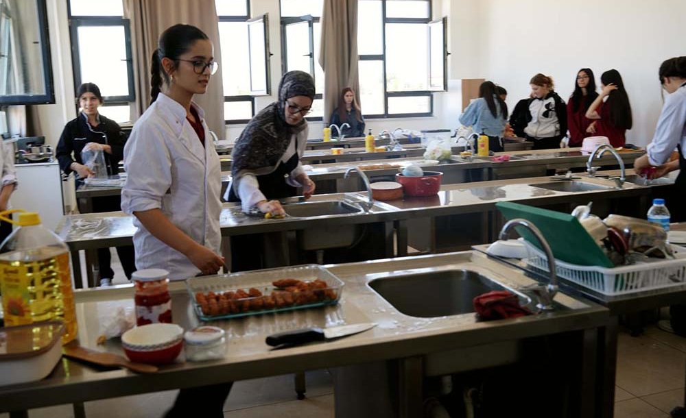 Başkan Sarıkurt'tan Geleceğin Şeflerine Ziyaret