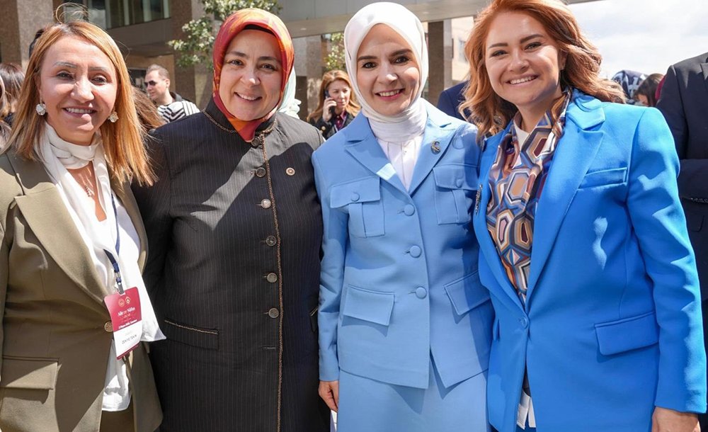 Başkan Topak ‘Aile Ve Nüfus 10 Yılı' Programına Katıldı